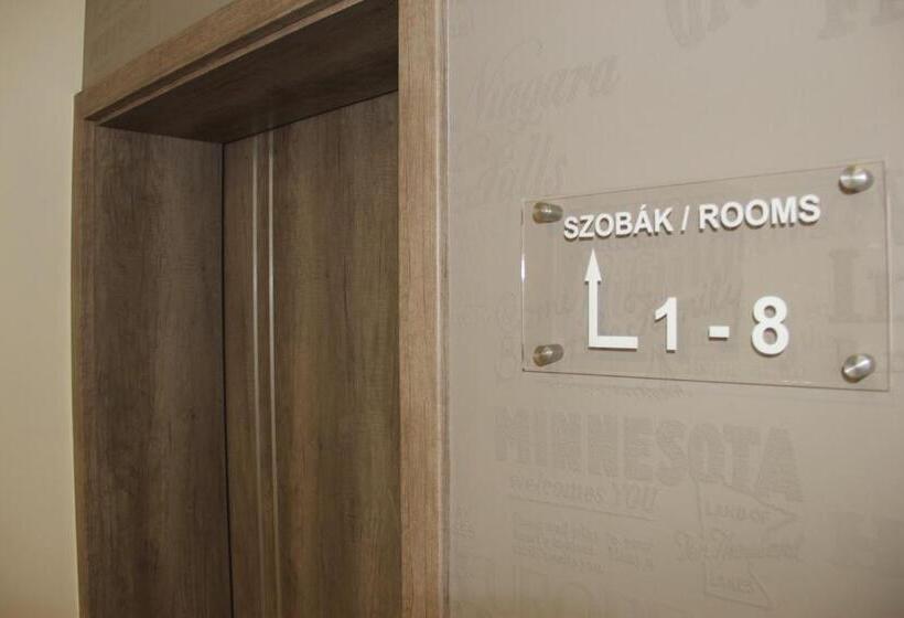 ベッドアンドブレックファースト Familia Panzió & Apartmanház Győr