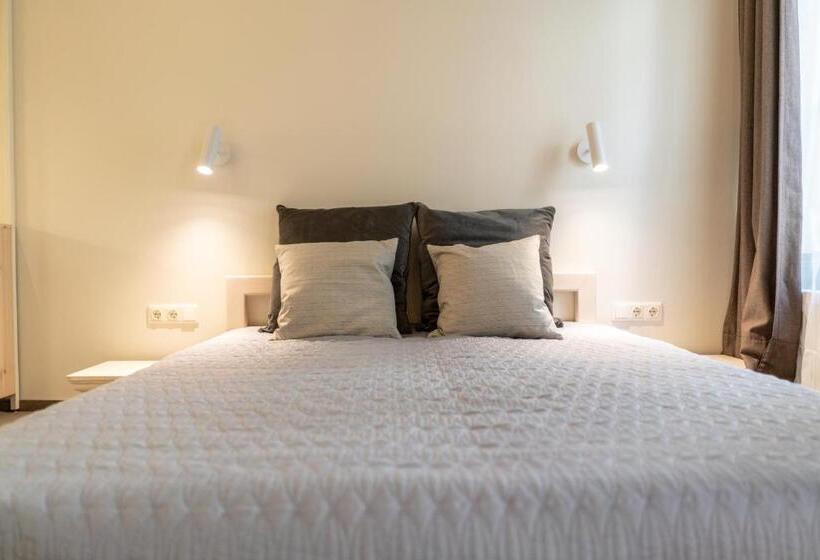 تختخواب و صبحانه Mai Ram Yoga House