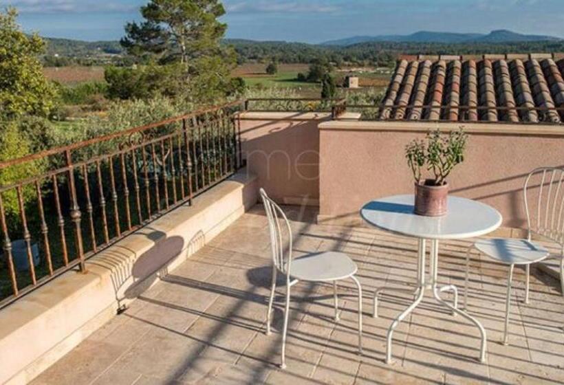 مبيت وإفطار O Patio Du Mas