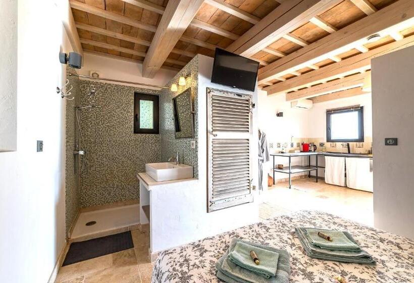 مبيت وإفطار O Patio Du Mas