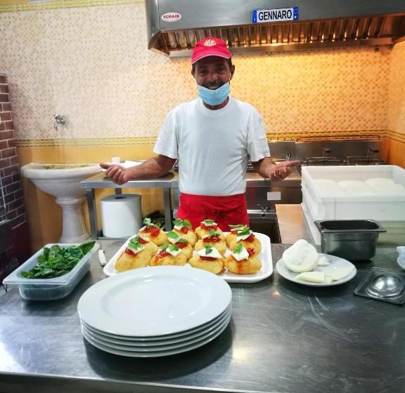 مبيت وإفطار Same As Home