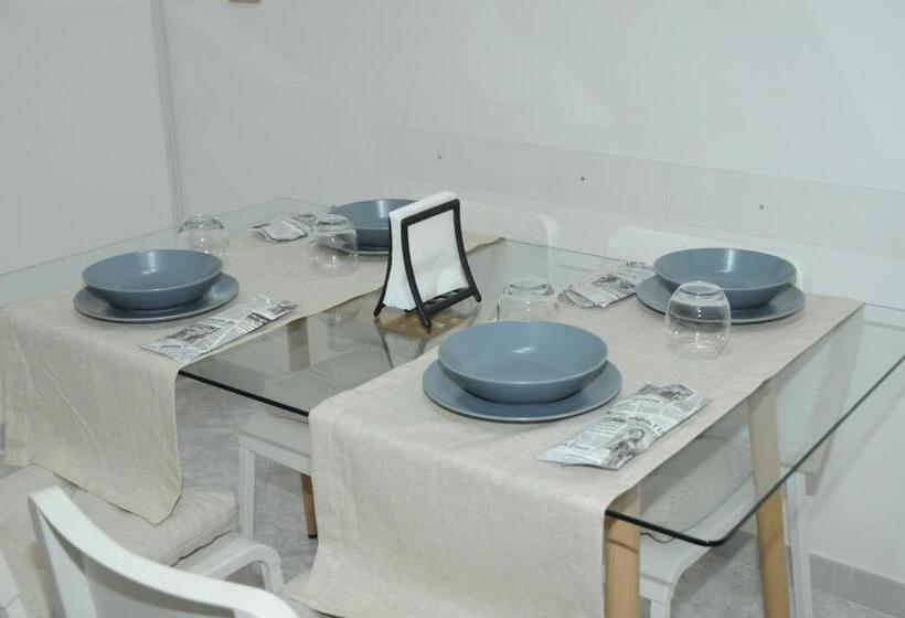 مبيت وإفطار Same As Home