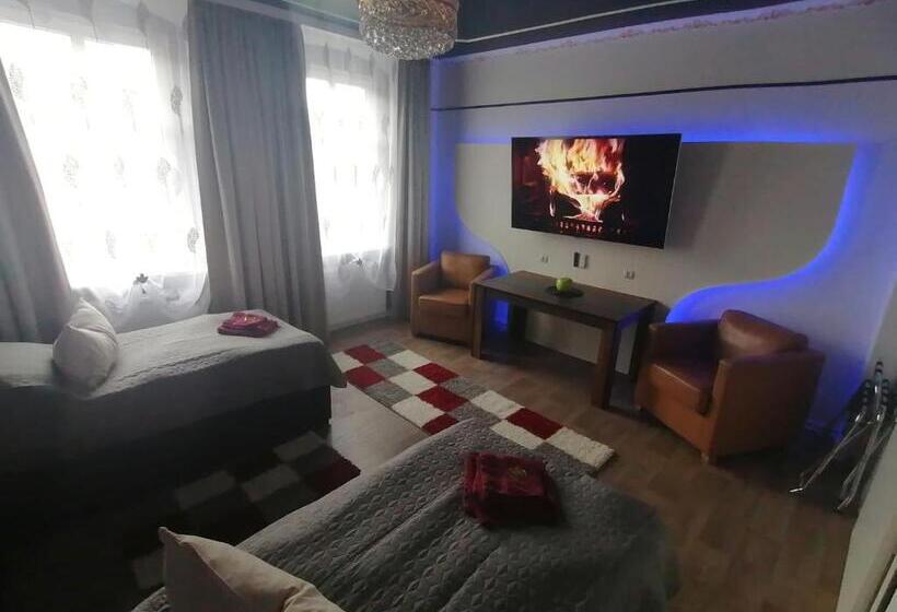 Best Preis  Gold Suite  Mit Netflix, Self Check In, Ebike Ladestation, Fahrradraum, Wlan, Netflix Un