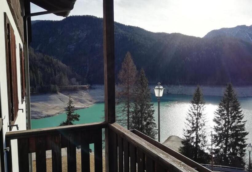 Elison On The Lake B&b