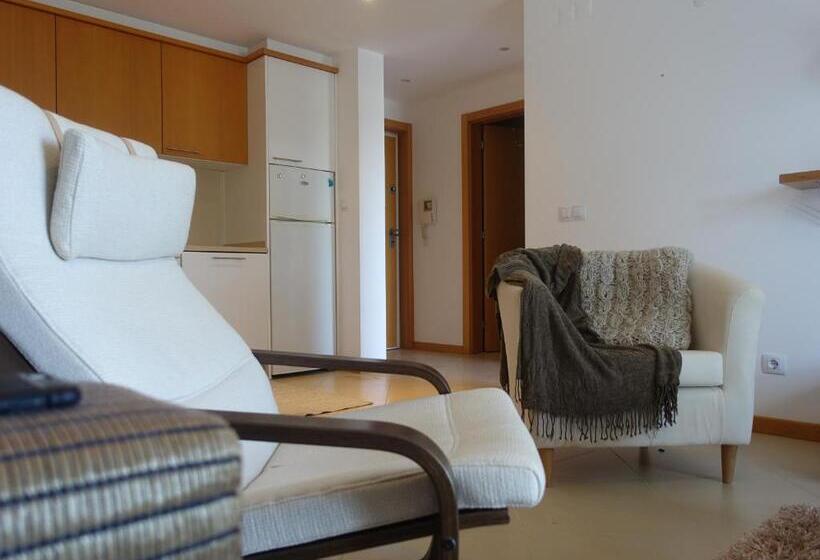 Gloria Maris Cabanas Gardens