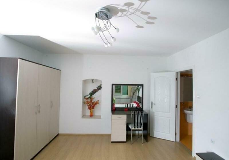 ホテル хотел ник