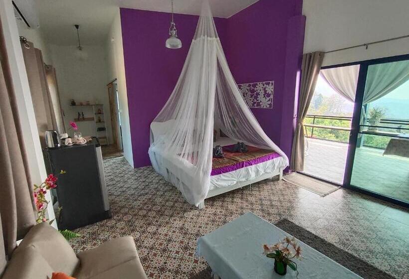 Отель บ้านภูคำฟ้า ดอยปู่ไข่ Baan Phu Kham Fah