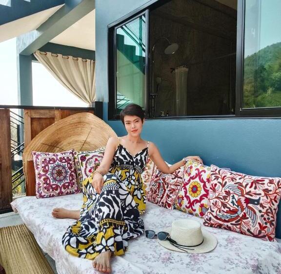 هتل บ้านภูคำฟ้า ดอยปู่ไข่ Baan Phu Kham Fah