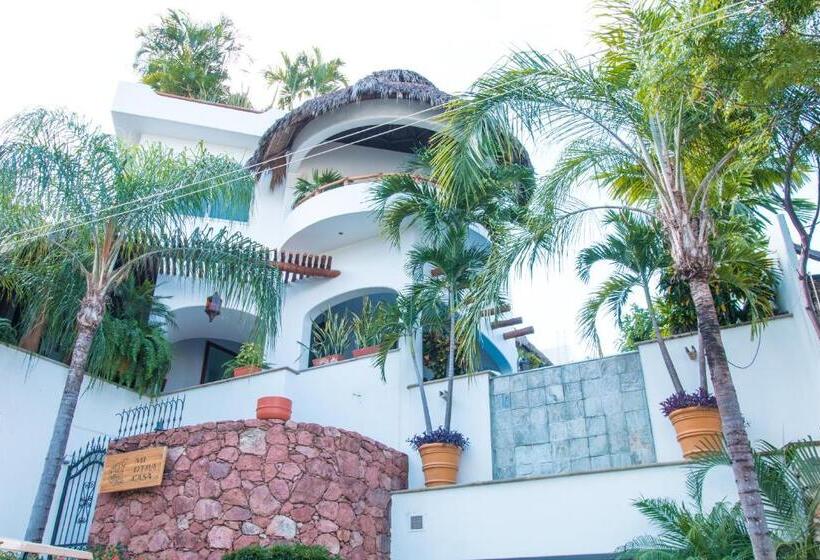 Отель Mi Otra Casa