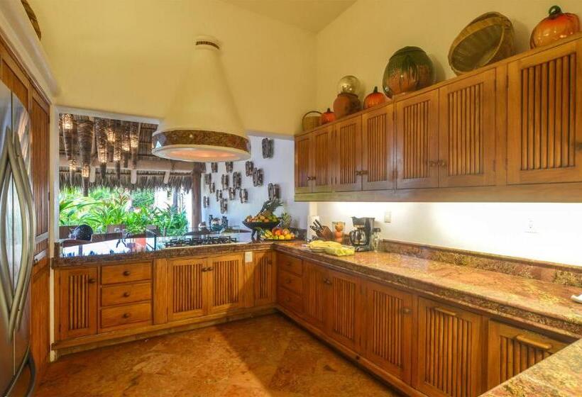 Отель Mi Otra Casa