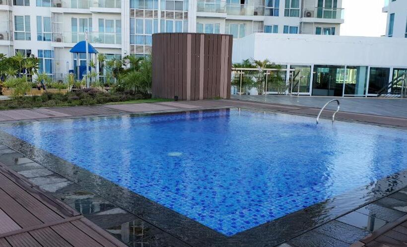 Mactan Newtown Condo With Garden And Ocean View 8newtown Blvd