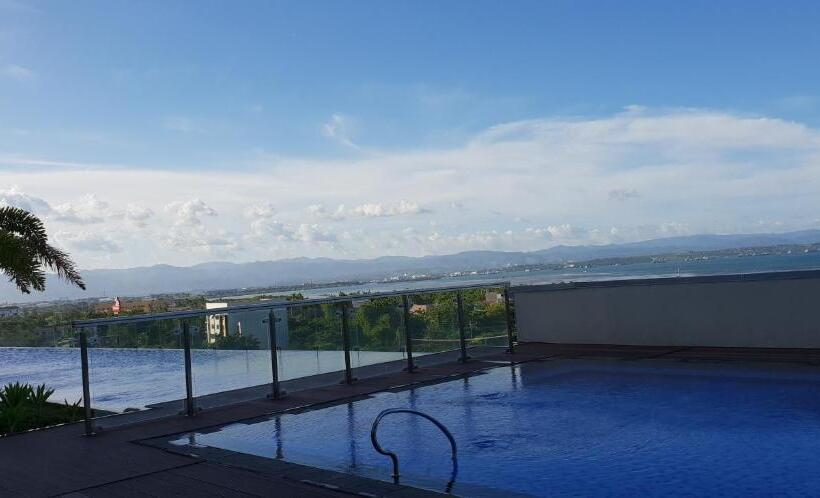 Mactan Newtown Condo With Garden And Ocean View 8newtown Blvd