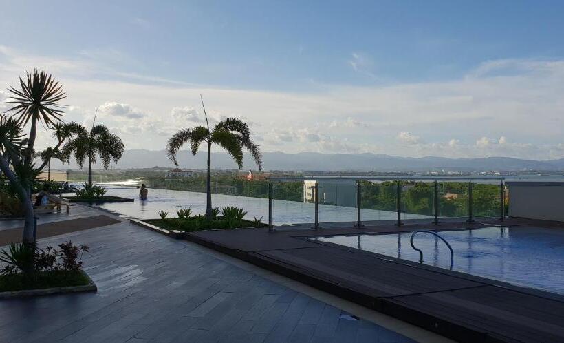 Mactan Newtown Condo With Garden And Ocean View 8newtown Blvd