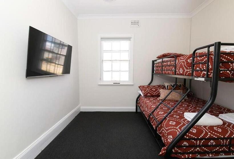 Mcnamara Lane Large Cbd Home Freshly Renovated 7 Smart Tv S Sleeps 11