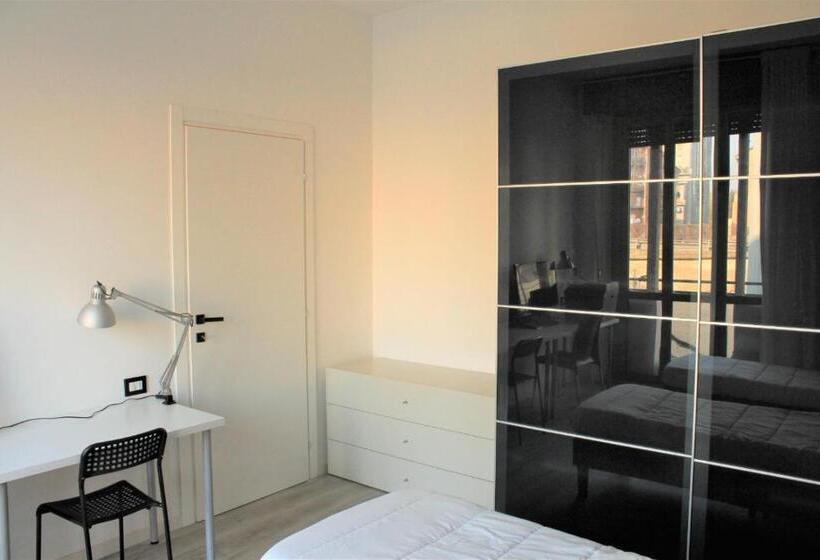 2bedrooms 4beds Minimum 3 Days  Thetechflat  Red Metro Sesto Marelli San Babila Duomo Fiera   For Pr