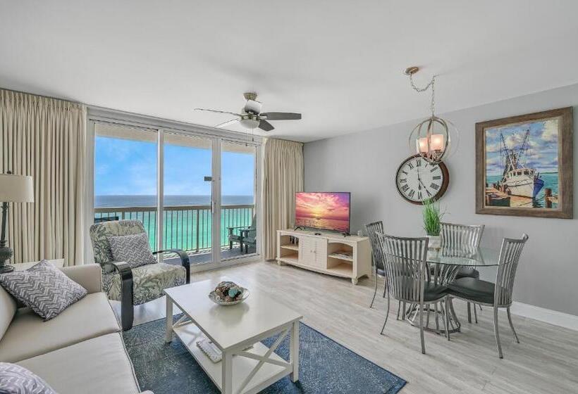 Pelican Beach Resort By Tufan