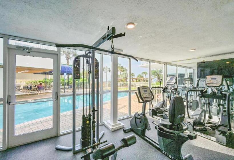 Pelican Beach Resort By Tufan