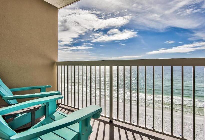 Pelican Beach Resort By Tufan