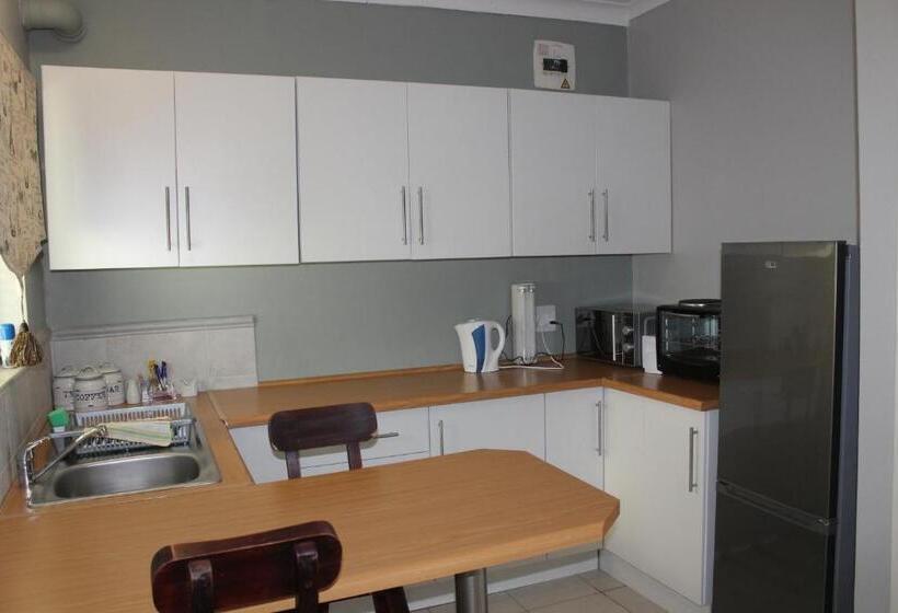 Пансион Berry Lane Guesthouse