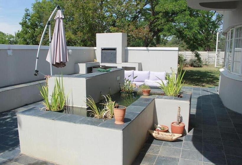 بنسيون Berry Lane Guesthouse