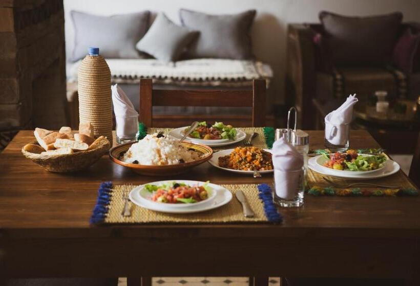 פנסיון Dar Ait Bouguemez