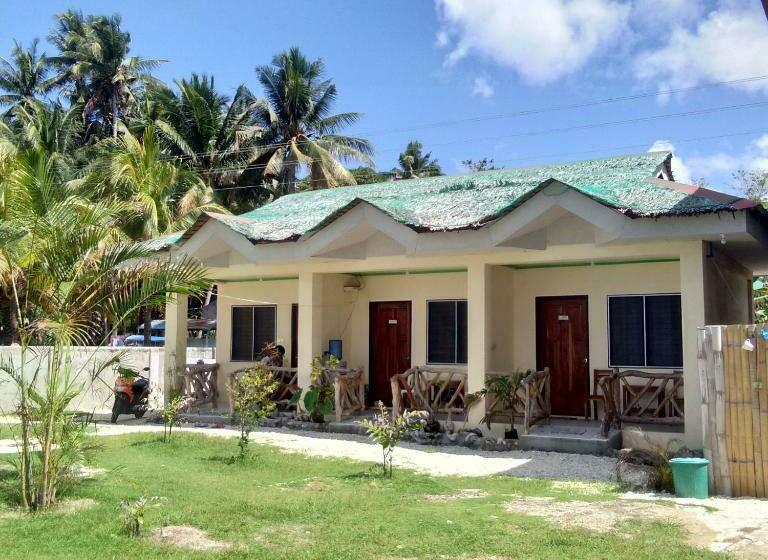 پانسیون Enrico S Guesthouse