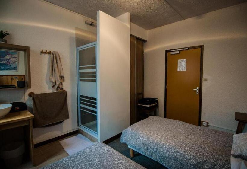 פנסיון Gite Les Guibertes