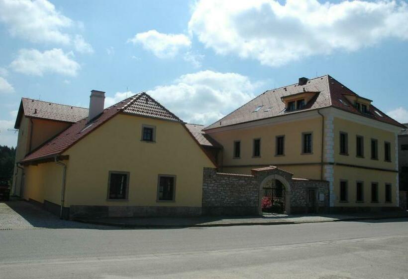 ペンション Penzion Hůrky