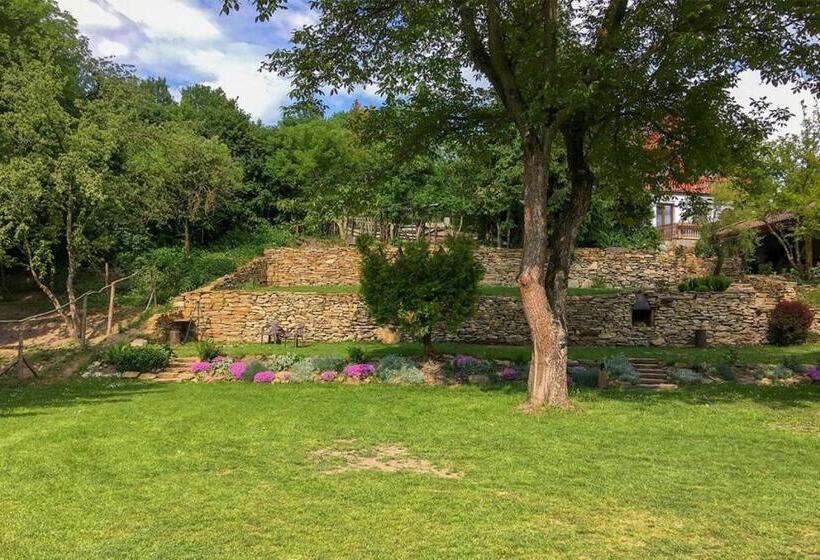 بنسيون Penzion Na Hradčanech