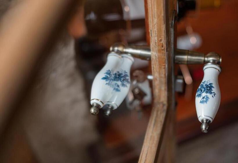 פנסיון Pouso Jardim De Assis