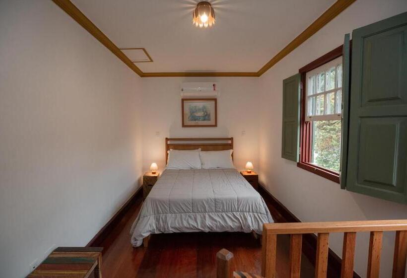 פנסיון Pouso Jardim De Assis