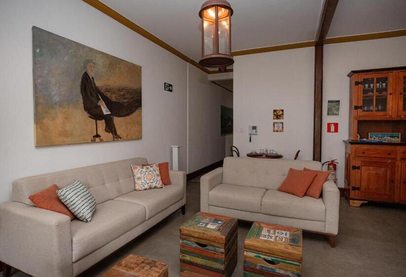 פנסיון Pouso Jardim De Assis