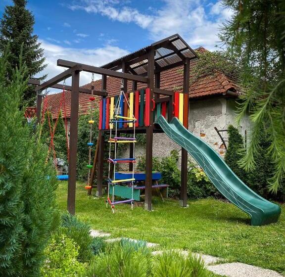 پانسیون Privat Forest