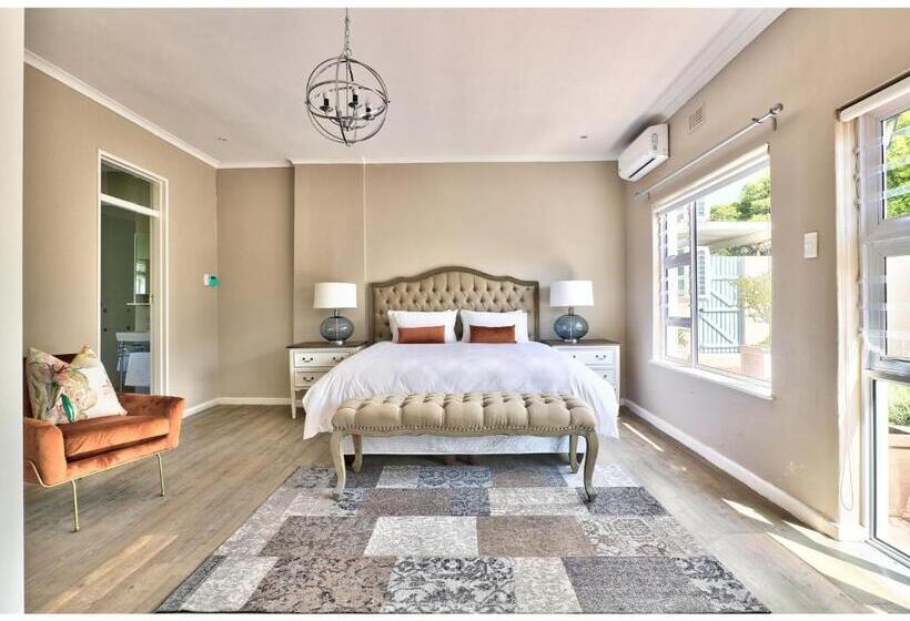 ペンション The Good Host