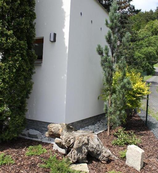 پانسیون Vila Apalucha49 čeladná   12 Osob