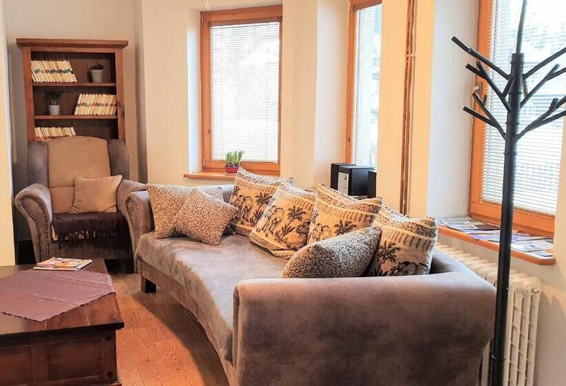 پانسیون Villa ďumbierka B&b, Wellness, Brewery, Ebikes