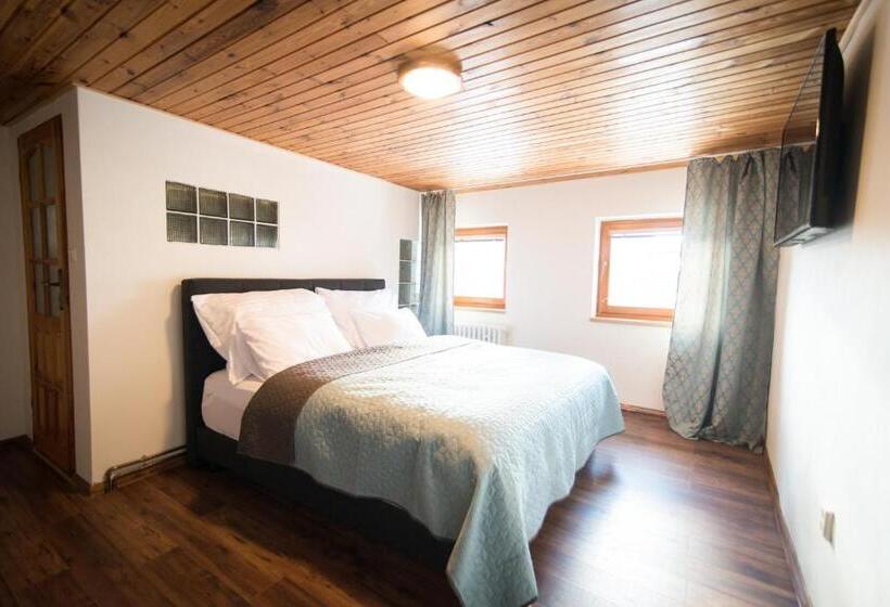 Пансион Villa ďumbierka B&b, Wellness, Brewery, Ebikes