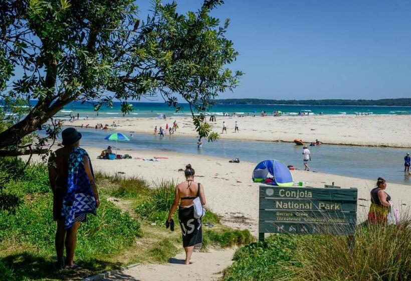 Resort Calm Waters Waterfront Cottages