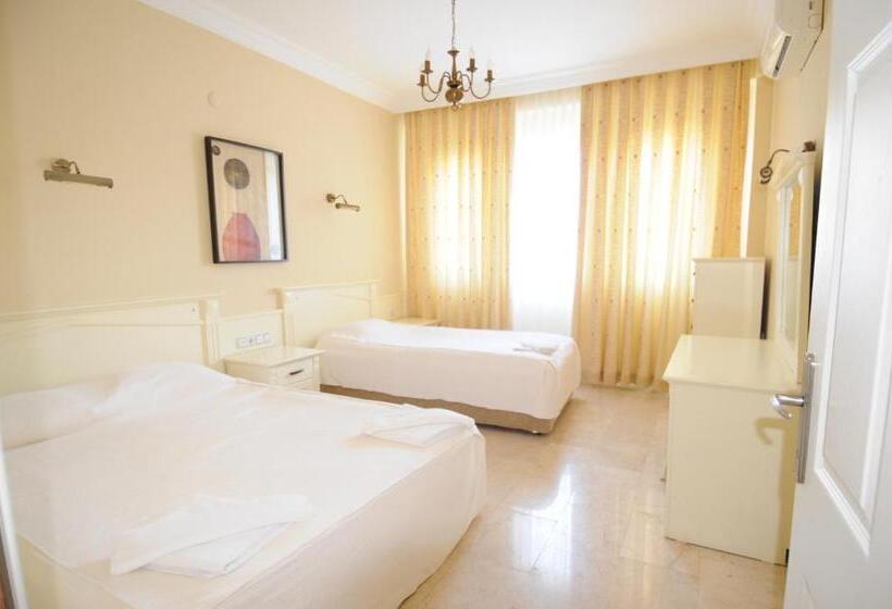 Курорт Gold City Luxury Accommodation