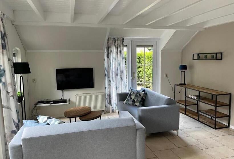 Villa Clementine With Sauna In Ermelo