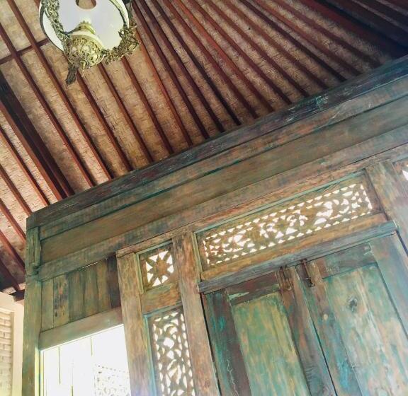 הוסטל Amrita Villa Sidemen