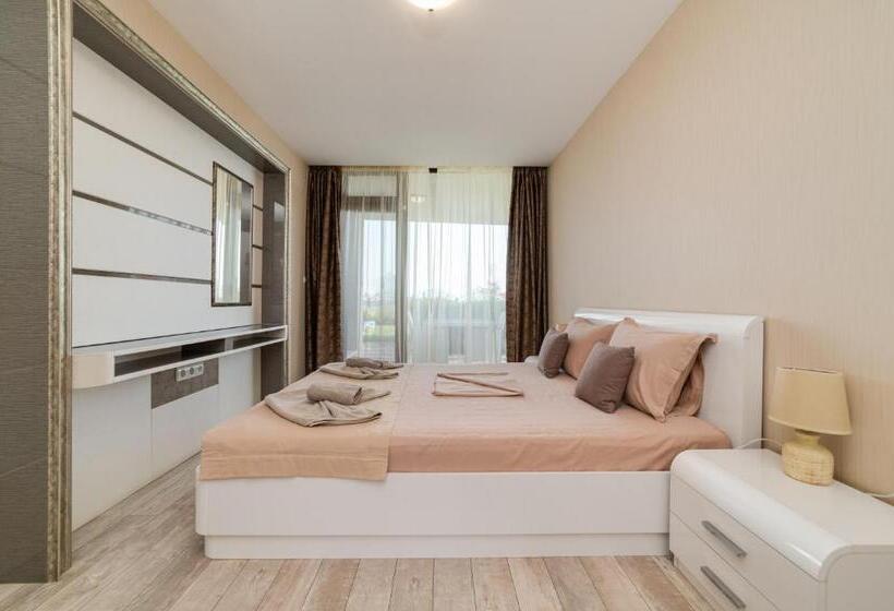 Apartcomplex Golden Bay