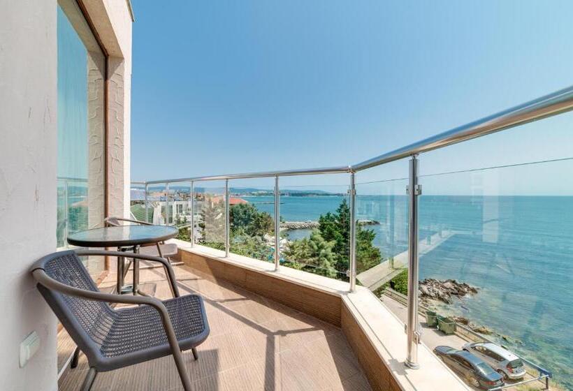 Apartcomplex Golden Bay