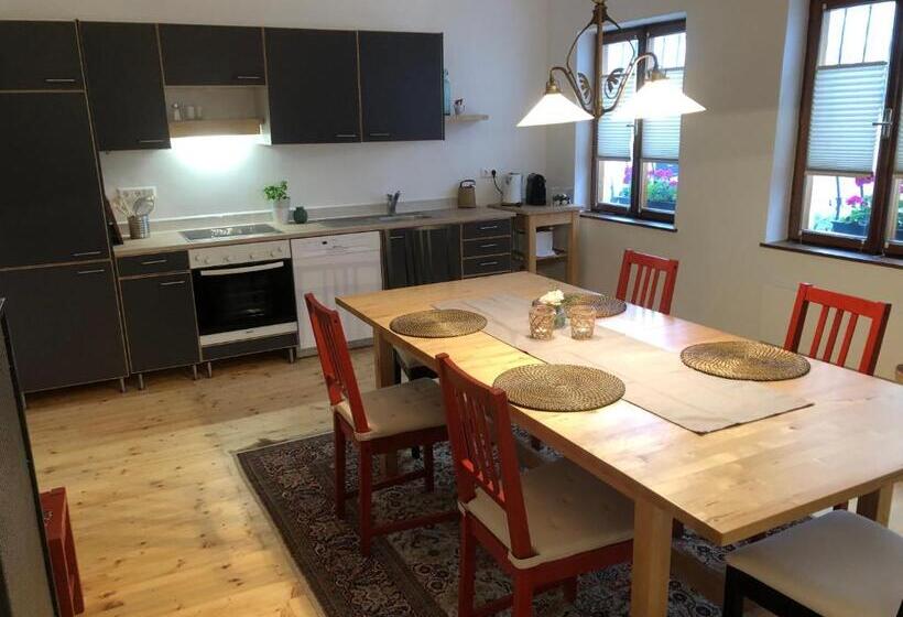 Apartment Zum Roten Tor