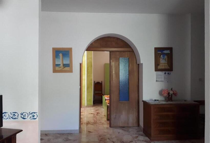 مبيت وإفطار Affittacamere Delle Rose