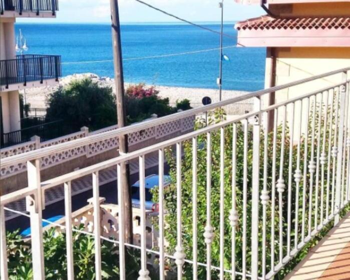 مبيت وإفطار Affittacamere Delle Rose