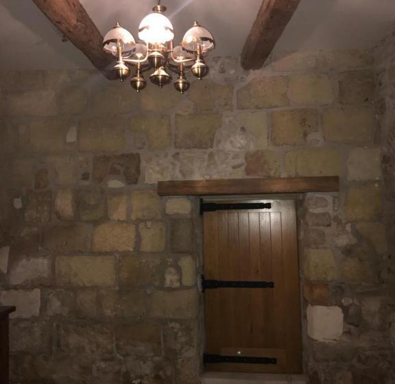 צימר Maison Du Cloitre Couvent Des Carmes