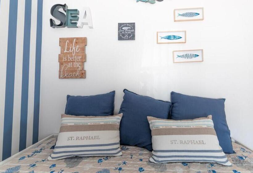 تختخواب و صبحانه Dimora Dei Sogni