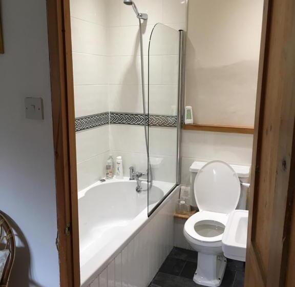 민박 Lower Ford Farm