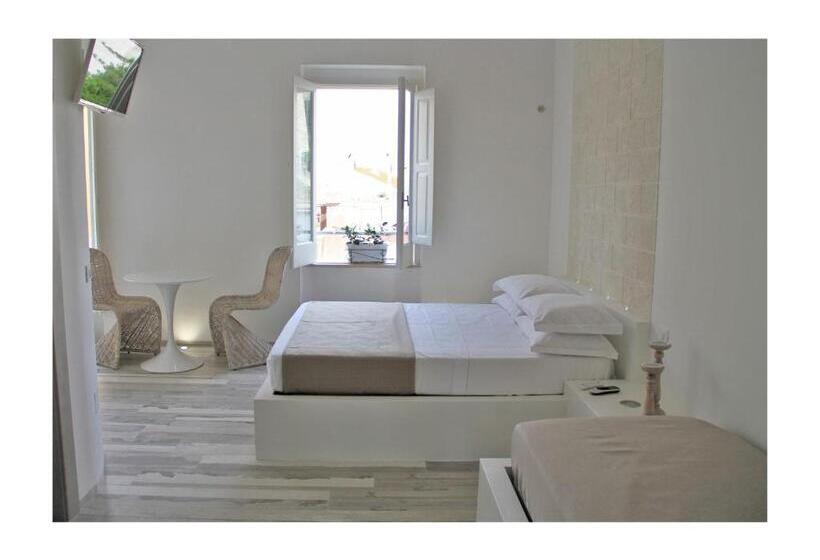 تختخواب و صبحانه Quintessenza Charme Rooms